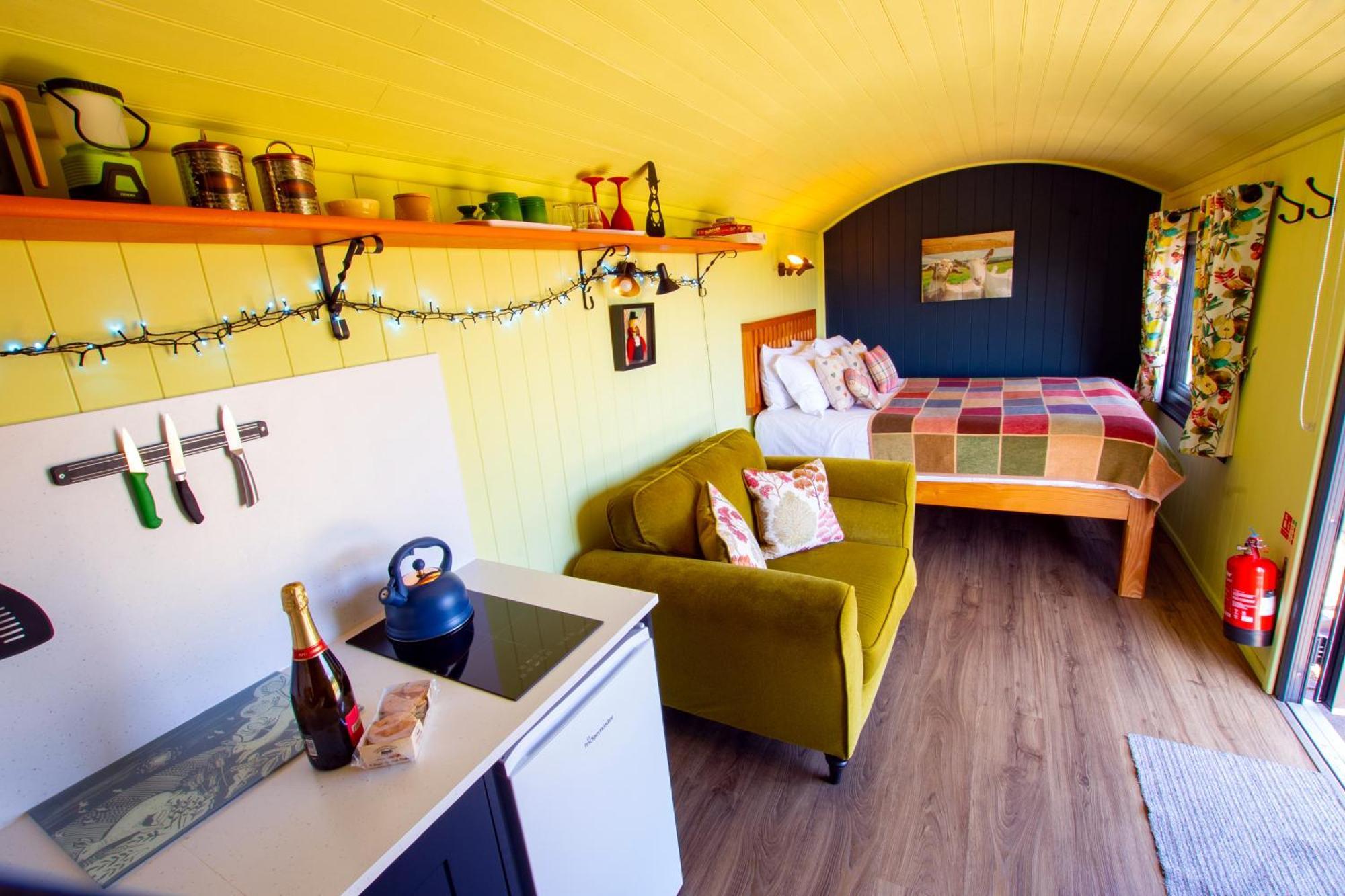 The Gambo Shepherd'S Hut Kidwelly Екстериор снимка